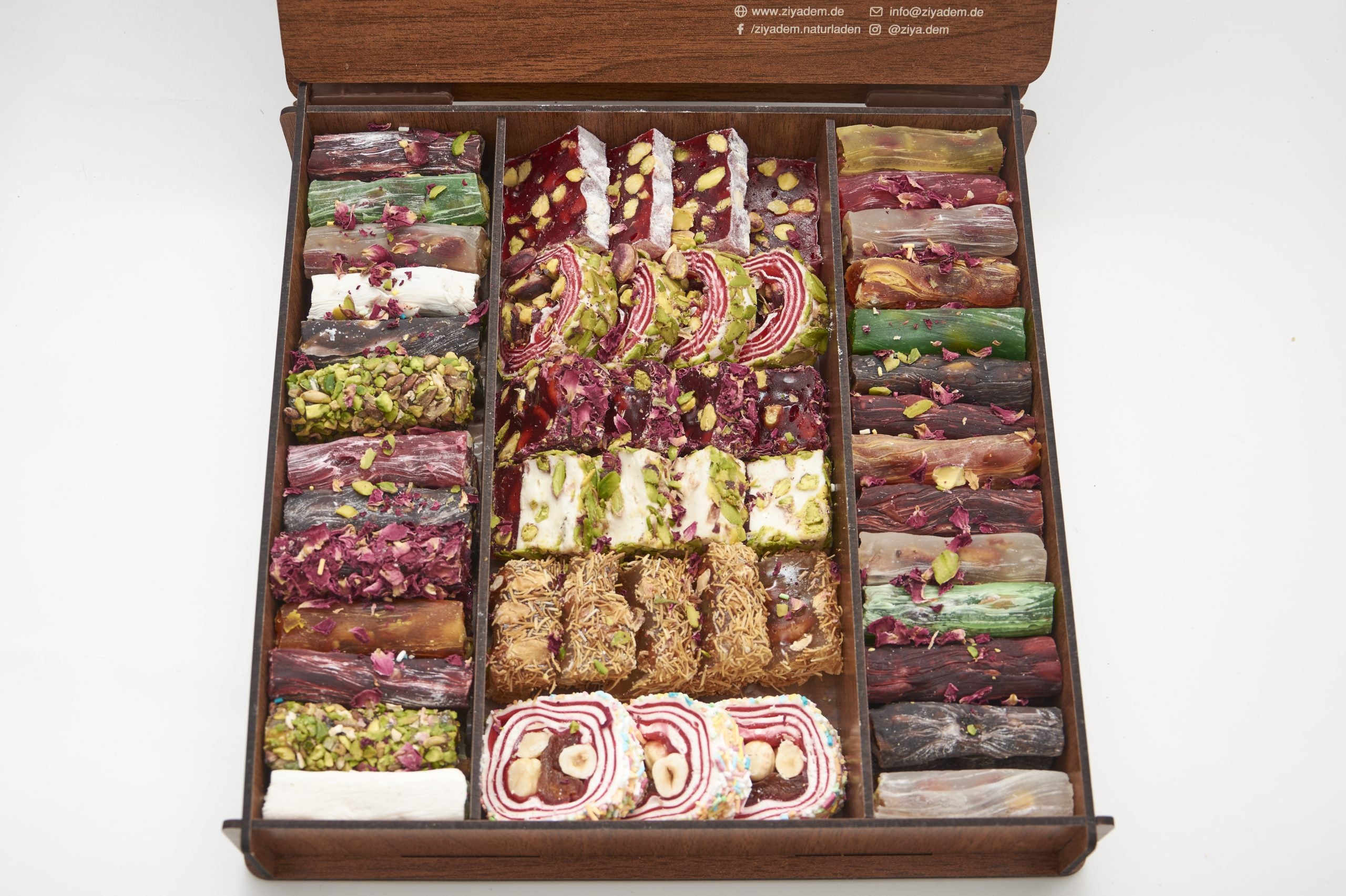 Ziyadem Special - Hediyelik Sarma Lokum Kutusu 1650 g